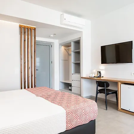 Harmony Crest Aparthotel